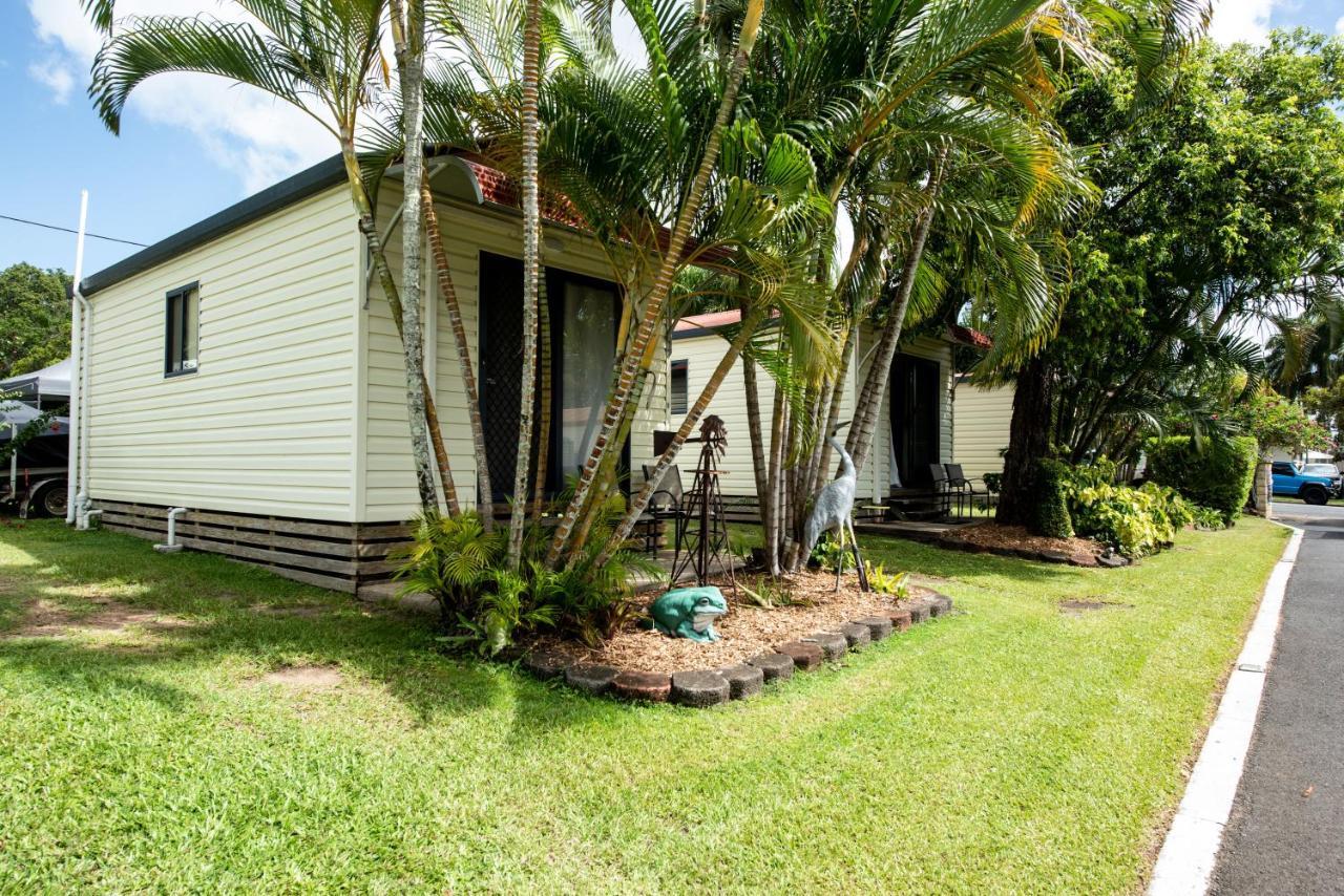 Sarina Palms Caravan And Cabins Village Luaran gambar