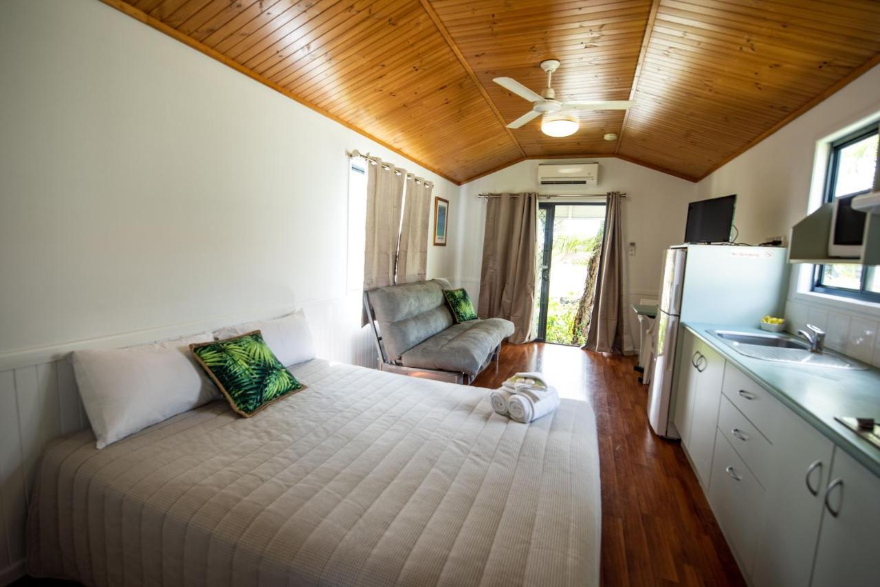Sarina Palms Caravan And Cabins Village Luaran gambar