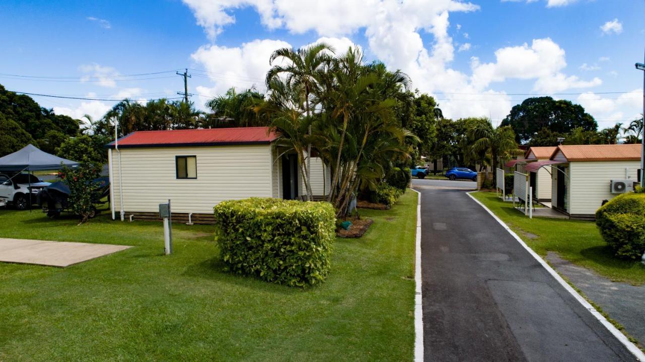 Sarina Palms Caravan And Cabins Village Luaran gambar